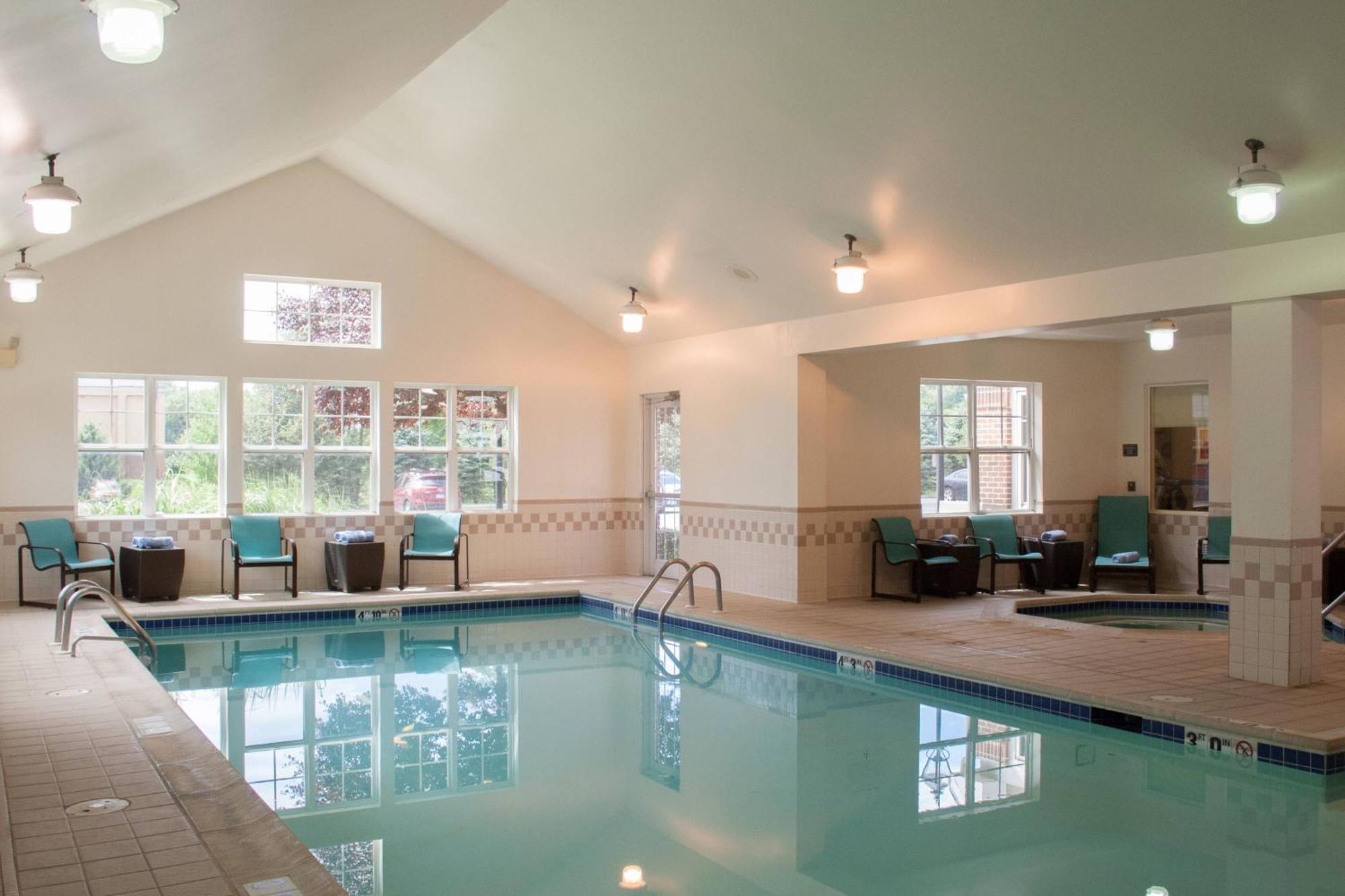 By Marriott Harrisburg 3* Carlisle
